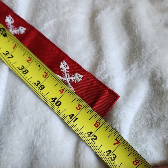 Vineyard Vines by Shep & Ian D Ring Belt Red Fish Bones Skeleton Medium 42" Long - Picture 6 of 7